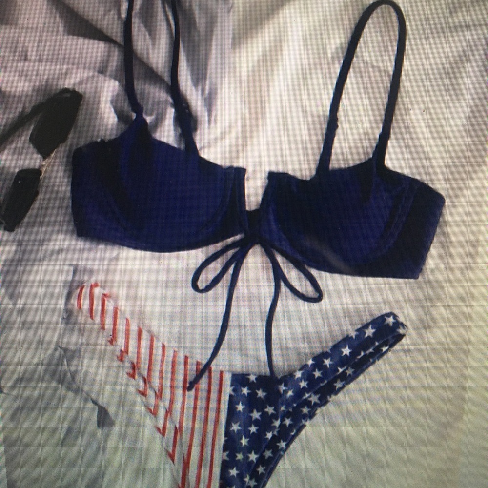 Swim suits - Picture 7 of 11